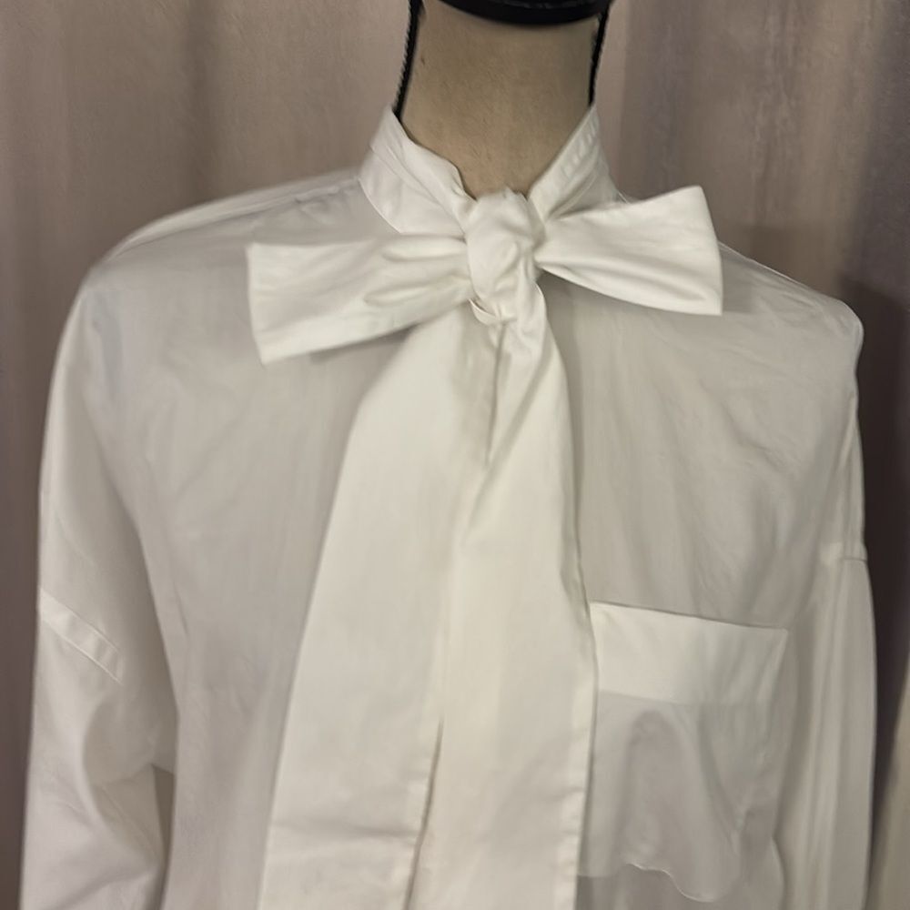 Valentino White Bow Tie Cotton Blouse - Picture 2 of 8
